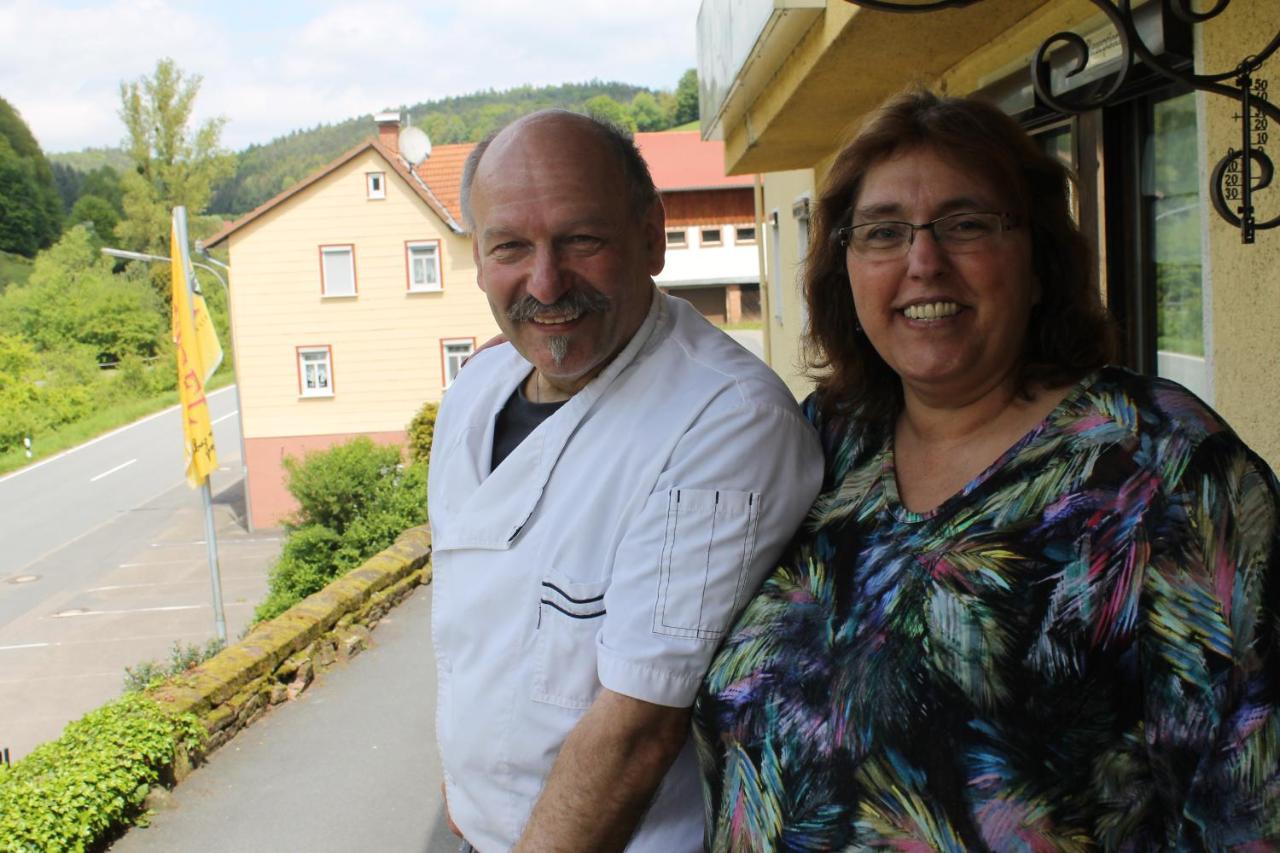 Hotel Gasthof Zur Krone Oberzent المظهر الخارجي الصورة